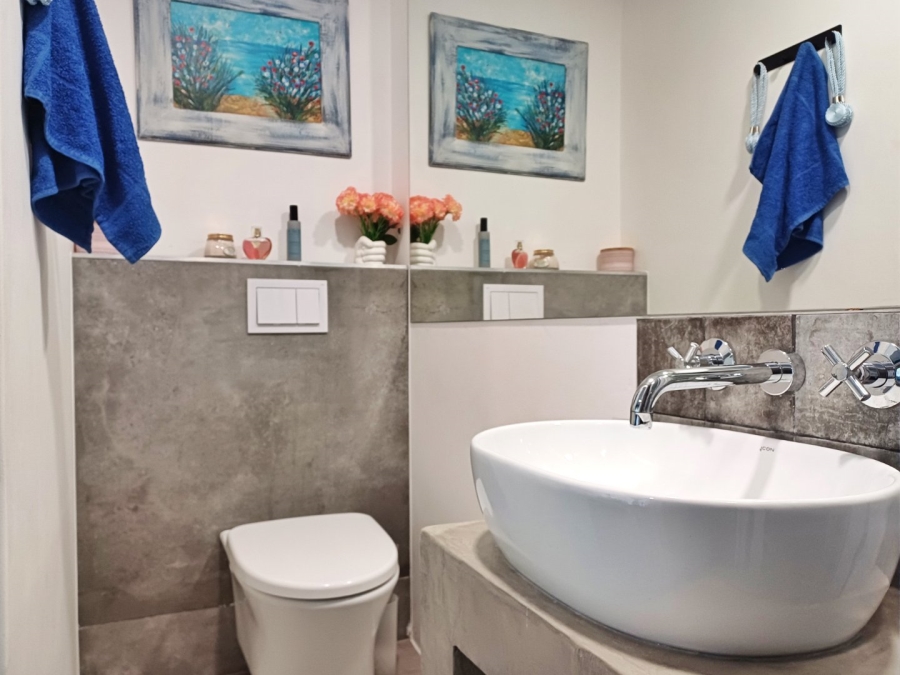 2 Bedroom Property for Sale in Island View Western Cape